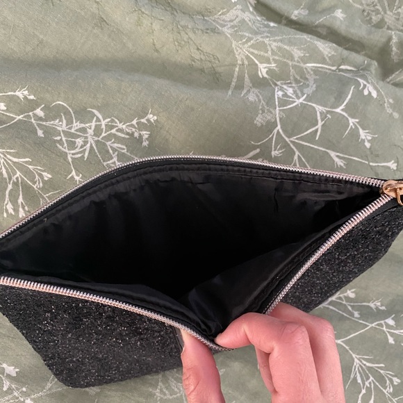 Litter clutch - Picture 3 of 3